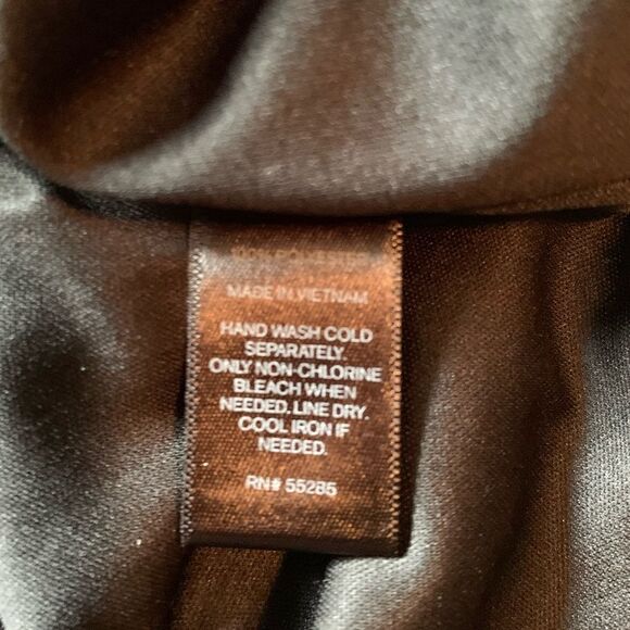 3 for $30! Express halter neck patterned dress. Size small - Picture 4 of 7